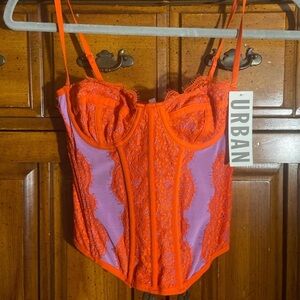 Lilac and Orange Urban Outfitters Corset
Тор
